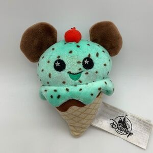 Disney Parks Wishables Parks Food Series One Mint Ice Cream Cone 5" Mini Plush